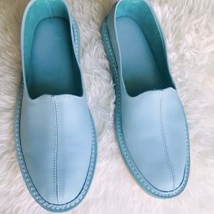 Vayarta Baby Blue 100% genuine leather Shoes - Brand New! Rare color!